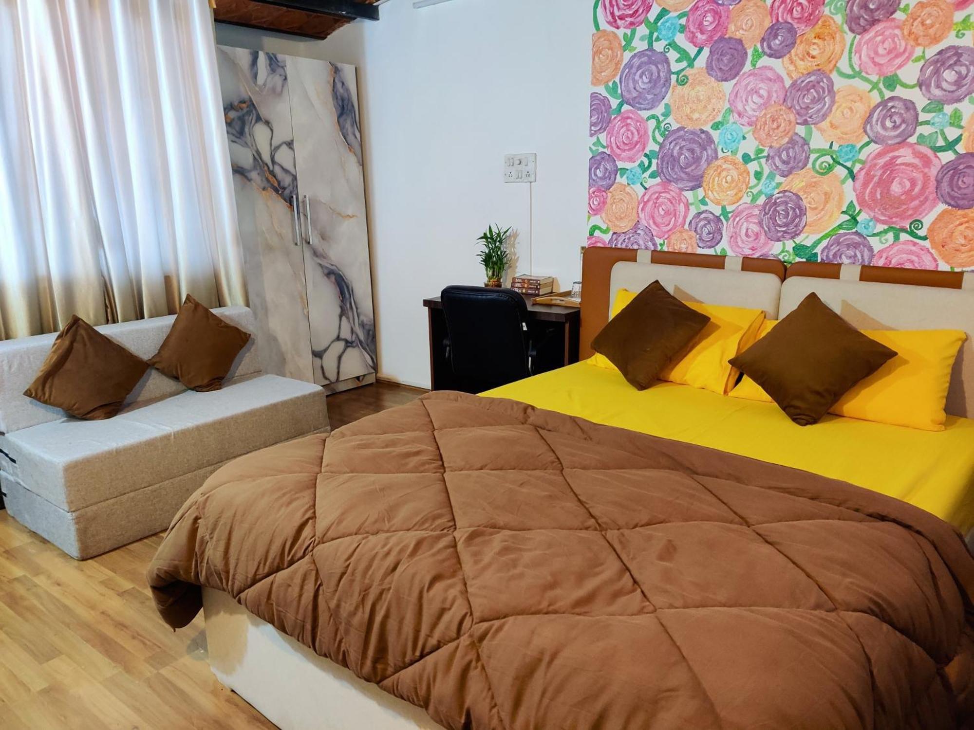 The Rustic Manor - Homestay Bangalore Eksteriør billede