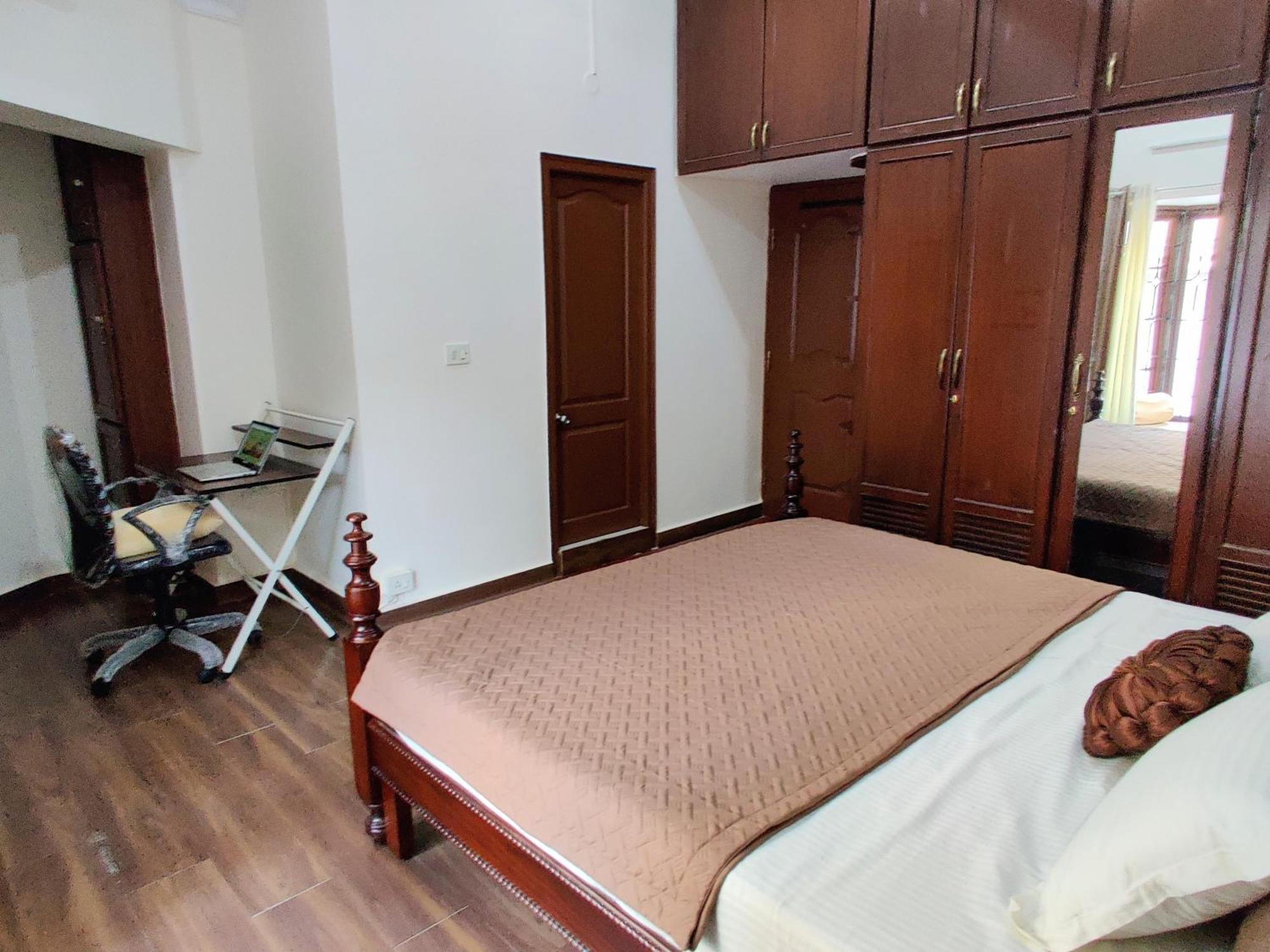 The Rustic Manor - Homestay Bangalore Eksteriør billede