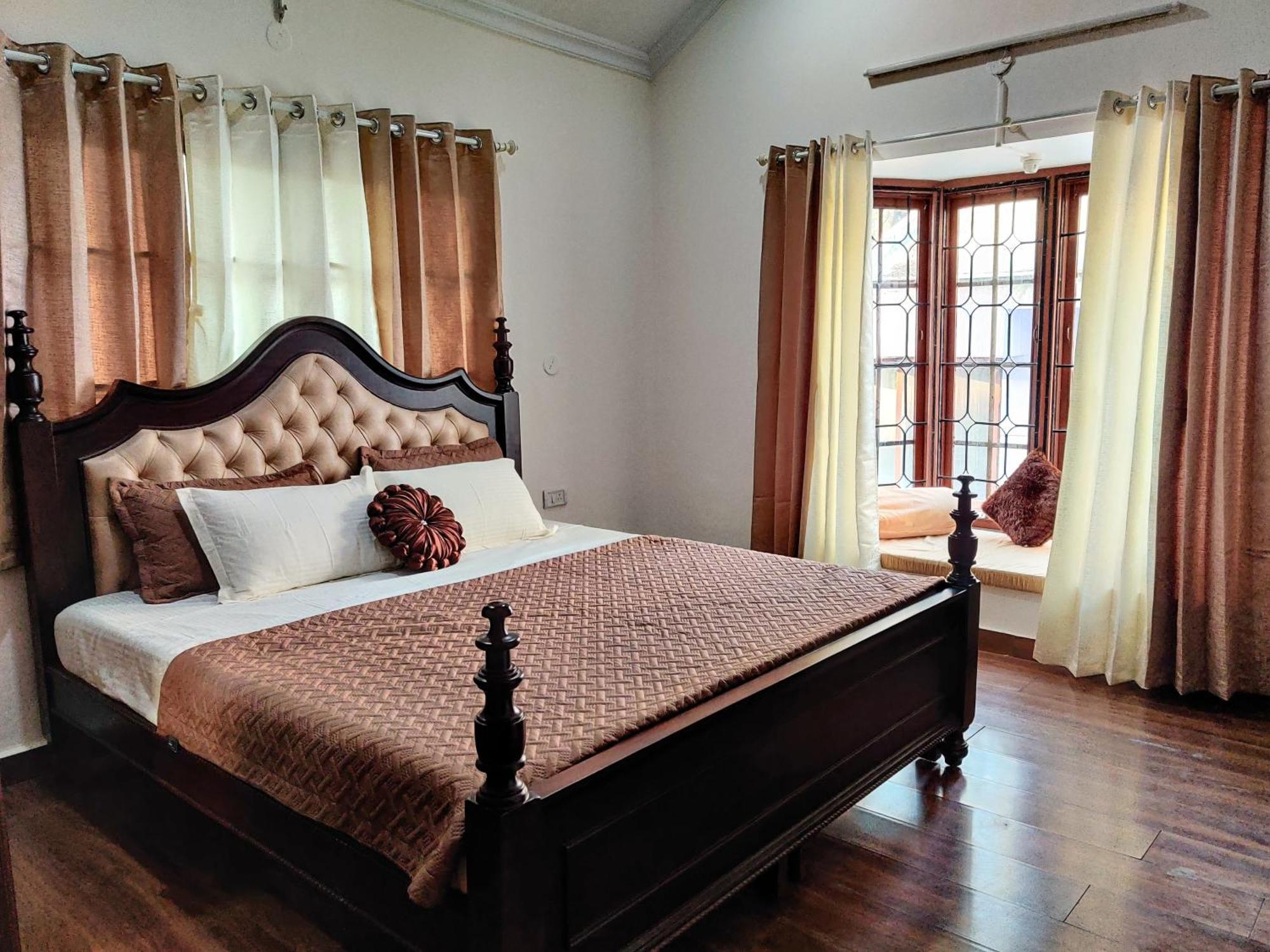 The Rustic Manor - Homestay Bangalore Eksteriør billede