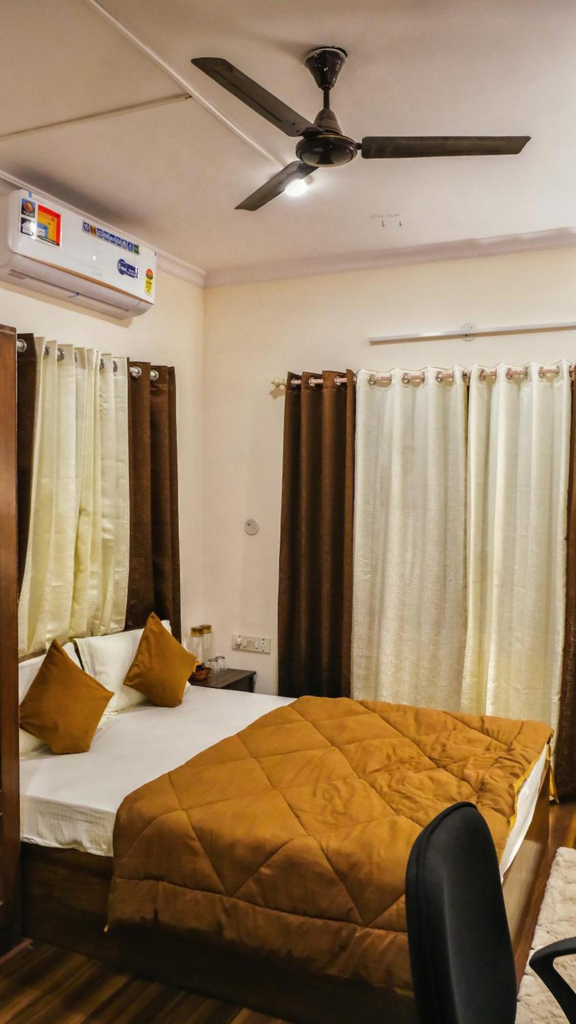 The Rustic Manor - Homestay Bangalore Eksteriør billede